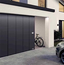 Porte sectionnelle latérale