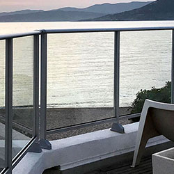 Encart Garde corps vitre