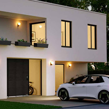 Porte latérale sectionnelle